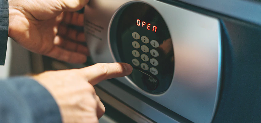 Cash Safe Openers in Redwood City, California