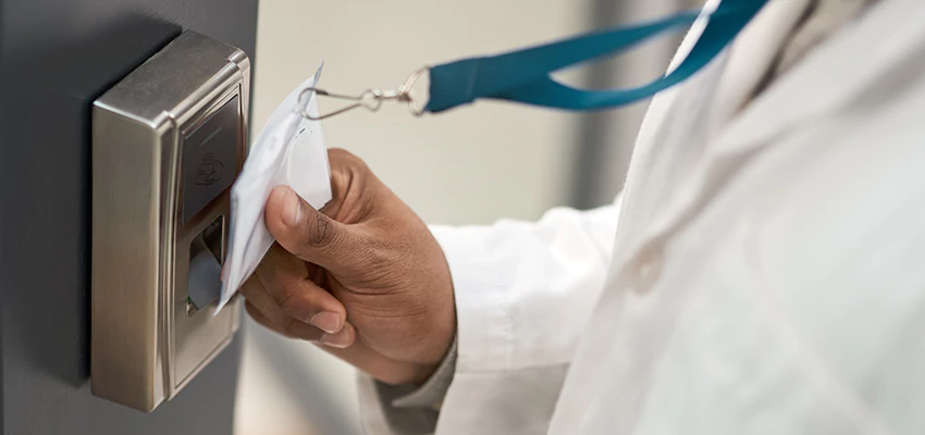 Commercial Locksmith For Rekey in Redwood City, CA